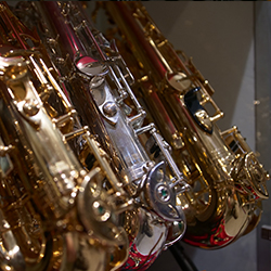 magazin docom - saxofoane