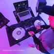 Birou DJ cu difuzor reglabil si tavi pentru laptop, GFDJT01