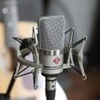 Microfon de studio Neumann TLM 102